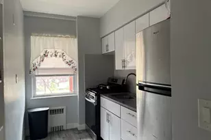 230 Farmington Ave, Hartford, CT 06105 - Photo 3