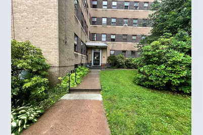 230 Farmington Avenue #APT F4, Hartford, CT 06105 - Photo 1