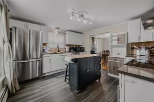 87 Flyers Dr, Norwich, CT 06360 - Photo 9