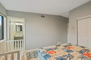 129 Webster Ct, Newington, CT 06111 - Photo 25