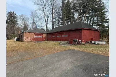 689 Bee Street, Meriden, CT 06450 - Photo 3