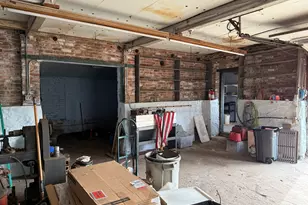 689 Bee St, Meriden, CT 06450 - Photo 31