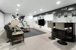 31 Wascussee Ln, Stamford, CT 06902 - Photo 15