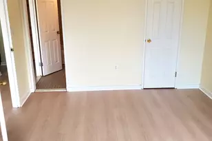 127 Greyrock Pl, Stamford, CT 06901 - Photo 9