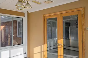 281 Roxbury Rd, Stamford, CT 06902 - Photo 15