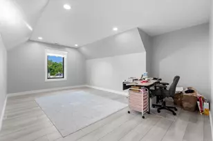 6 Vinnie Dr, Wethersfield, CT 06109 - Photo 29