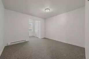 90 Midway Oval, Groton, CT 06340 - Photo 17