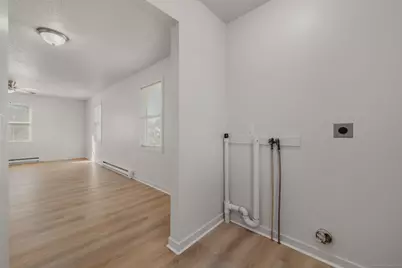 90 Midway Oval, Groton, CT 06340 - Photo 15