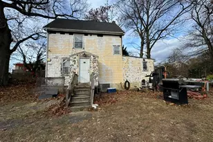 54 Agnes St, Bridgeport, CT 06606 - Photo 1