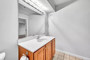 793 Federal Rd, Brookfield, CT 06804 - Photo 17