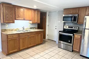 204 S Main St, Middletown, CT 06457 - Photo 3