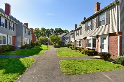 7 Barrington Drive #APT C, Wethersfield, CT 06109 - Photo 3