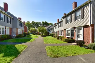 7 Barrington Dr, Wethersfield, CT 06109 - Photo 3