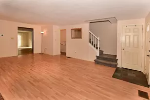 7 Barrington Dr, Wethersfield, CT 06109 - Photo 7