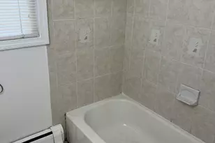 565 Hart St, Bridgeport, CT 06606 - Photo 29