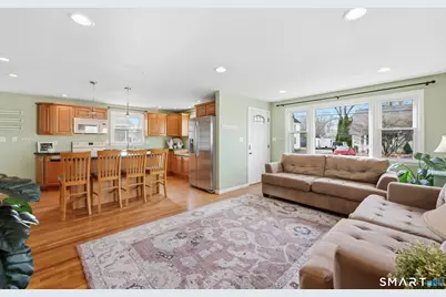 89 North Hoadley Street, Naugatuck, CT 06770 - Photo 5