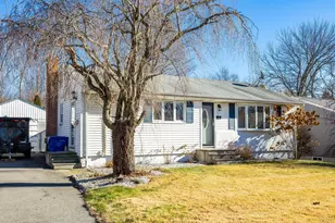 42 Avery Rd, Newington, CT 06111 - Photo 5