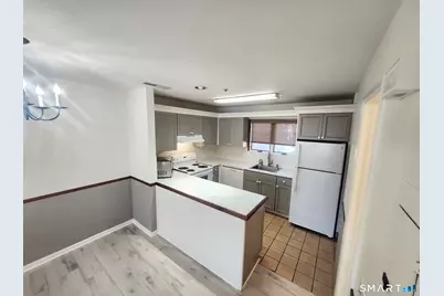 25 Cottage Street #APT 202, Norwalk, CT 06855 - Photo 3