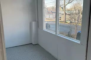 82 1st St, New Haven, CT 06519 - Photo 9