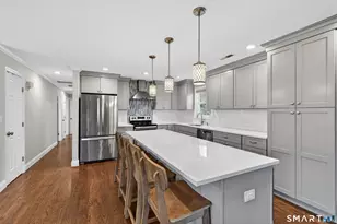 826 Quarter Mile Rd, Orange, CT 06477 - Photo 5