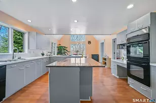 681 River Rd, Greenwich, CT 06807 - Photo 15