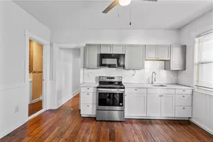 394 Gregory St, Bridgeport, CT 06604 - Photo 5