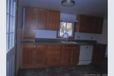 817 East Wakefield Boulevard, Winchester, CT 06098 - Photo 15