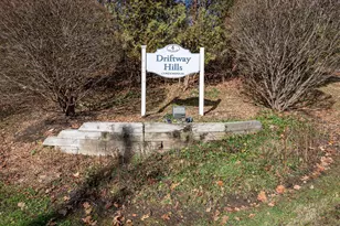 8 Driftway Rd, Danbury, CT 06811 - Photo 23