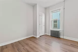 394 Gregory St, Bridgeport, CT 06604 - Photo 19