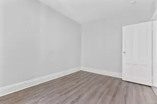 394 Gregory St, Bridgeport, CT 06604 - Photo 11