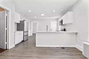 394 Gregory St, Bridgeport, CT 06604 - Photo 13