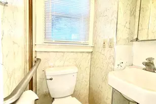 131 Greenwood St, Watertown, CT 06795 - Photo 15