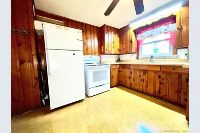 131 Greenwood Street, Watertown, CT 06795 - Photo 9