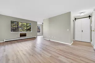 125 Warner Hill Rd, Stratford, CT 06614 - Photo 3