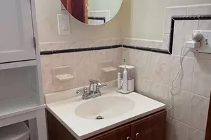 360 Vincellette St, Bridgeport, CT 06606 - Photo 13