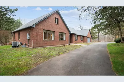 63 Duncaster Road, Bloomfield, CT 06002 - Photo 35