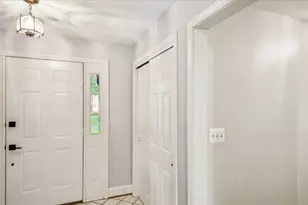 63 Duncaster Rd, Bloomfield, CT 06002 - Photo 19