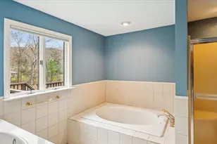 63 Duncaster Rd, Bloomfield, CT 06002 - Photo 29