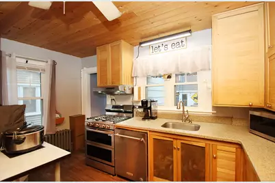 2 Treadwell Street, West Haven, CT 06516 - Photo 11