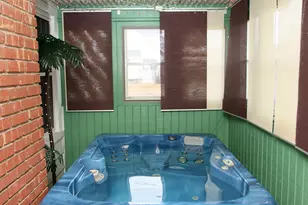 2 Treadwell St, West Haven, CT 06516 - Photo 17