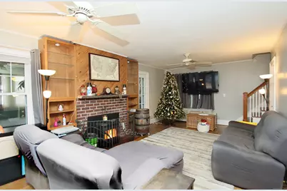 2 Treadwell Street, West Haven, CT 06516 - Photo 5