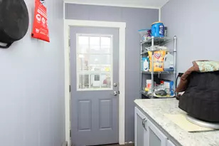 2 Treadwell St, West Haven, CT 06516 - Photo 29