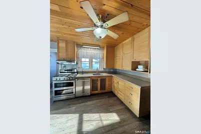 2 Treadwell Street, West Haven, CT 06516 - Photo 13