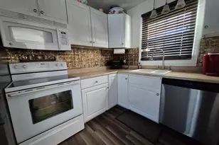 74 Athol St, Killingly, CT 06239 - Photo 7