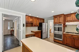 60 Berwyn Rd, West Hartford, CT 06107 - Photo 11