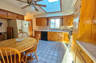 621 Wiese Rd, Cheshire, CT 06410 - Photo 9