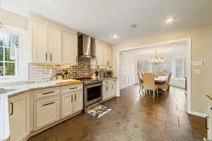 443 Oxford Rd, Oxford, CT 06478 - Photo 5