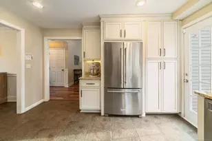 443 Oxford Rd, Oxford, CT 06478 - Photo 7