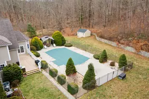 443 Oxford Rd, Oxford, CT 06478 - Photo 3