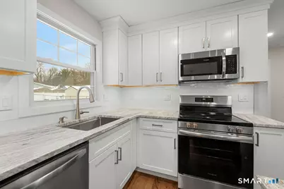 45 Montague Circle, East Hartford, CT 06118 - Photo 7